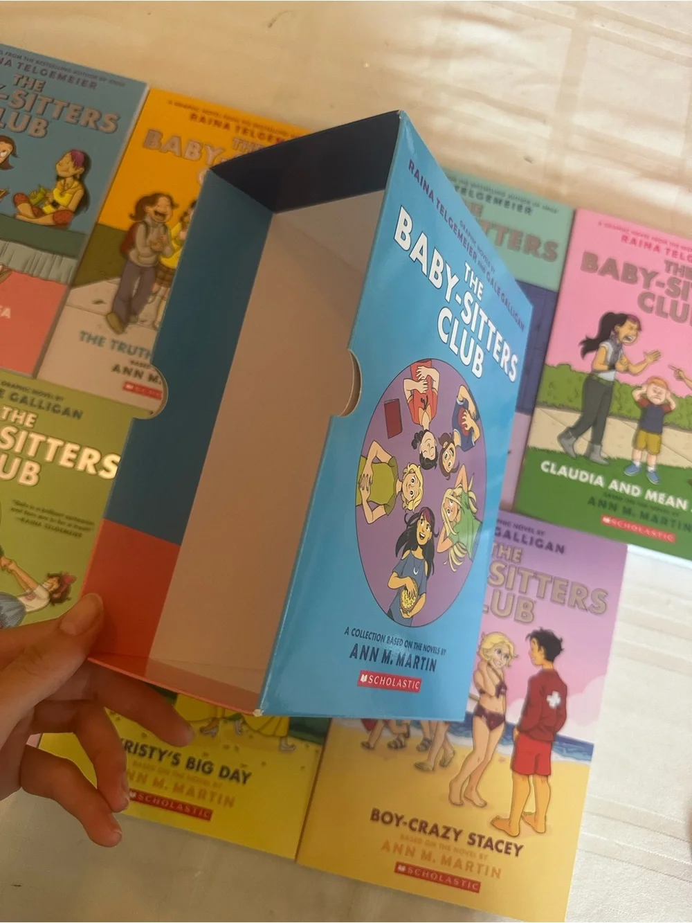 The Baby-Sitters Club Boxed Set - Graphic Novels #1-7